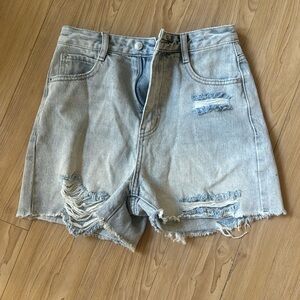 White fox denim shorts